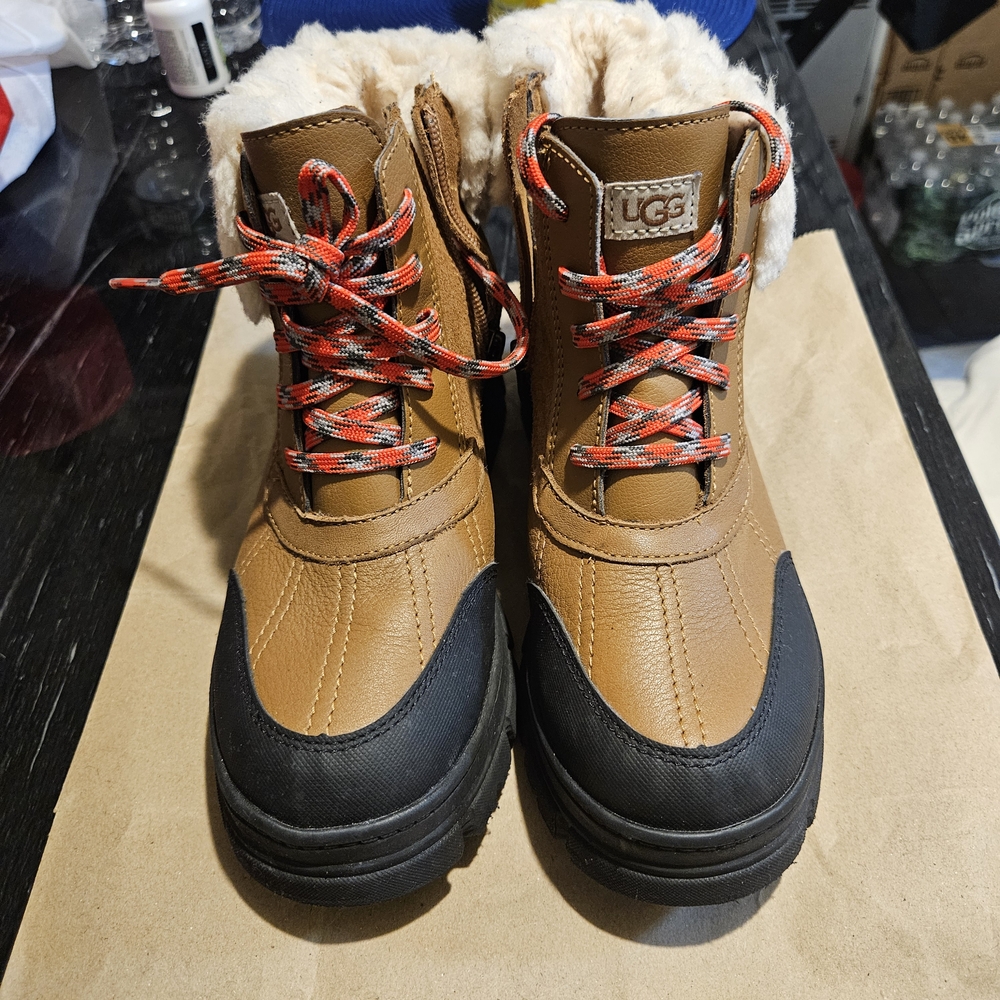 UGG Tan and Black Boots with Red Laces Boys Size 5y